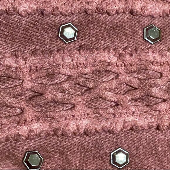 NWT Pol Long Sleeve Vintage Wash Sweater With Brass Rivet Detail Mauve Large - Picture 4 of 10